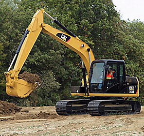 卡特彼勒313D 系列 2液压挖掘机与久保田KX185-3超小回转小型挖掘机对比评测